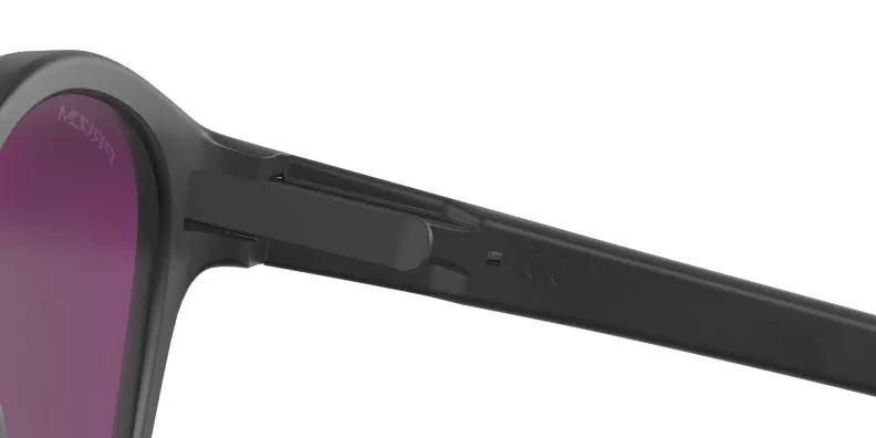Oakley Latch 53 - Matte Black, Prizm Violet